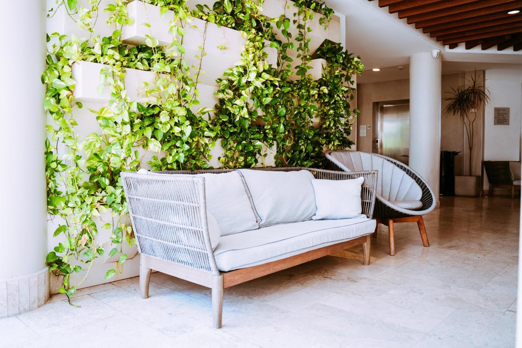 The Mill Resort And Suites Palm Beach Exteriör bild