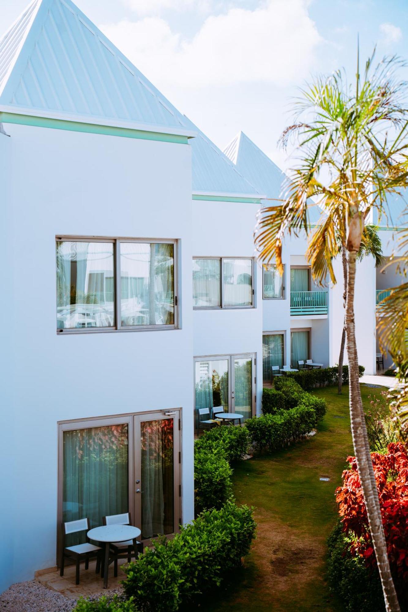 The Mill Resort And Suites Palm Beach Exteriör bild